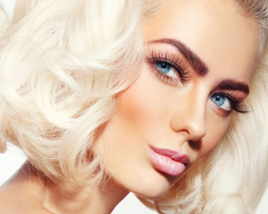 Eyelash-Extension